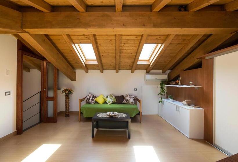 هتل La Finestra Sul Golfo Affittacamere