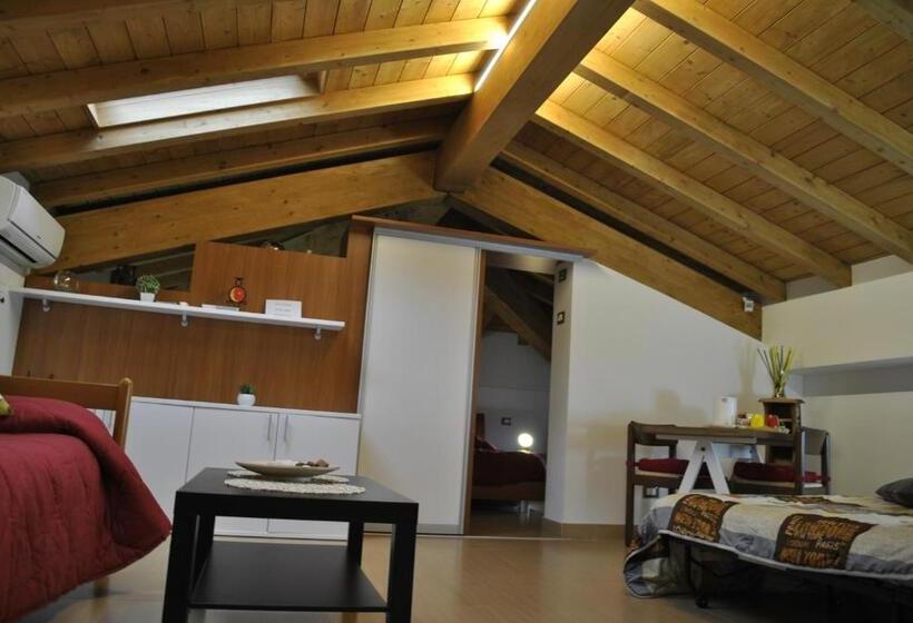 هتل La Finestra Sul Golfo Affittacamere