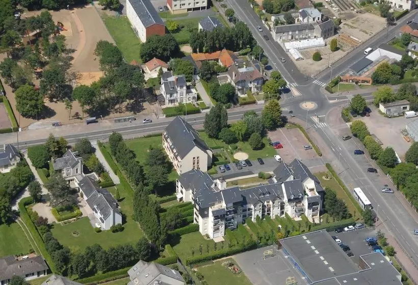 هتل Lagrange Vacances Les Residences