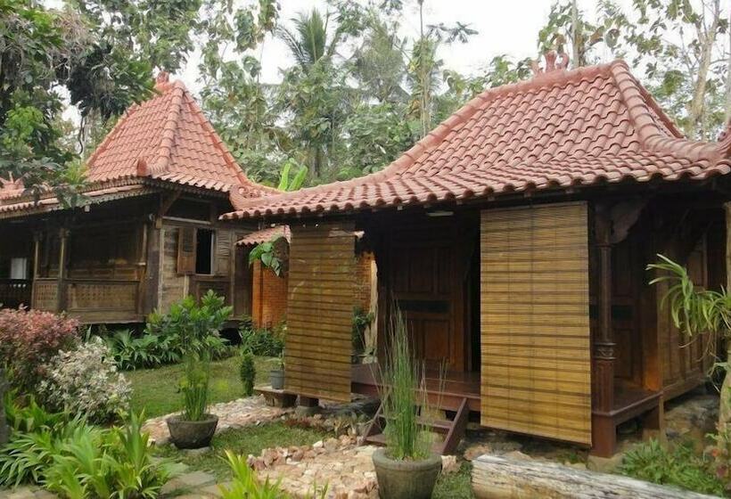 호텔 Omah Garengpoeng