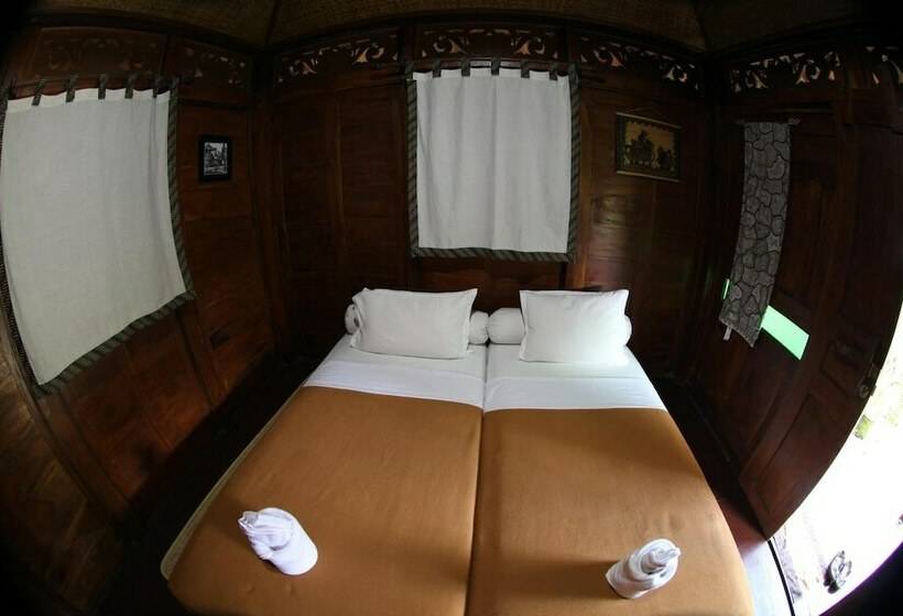 호텔 Omah Garengpoeng