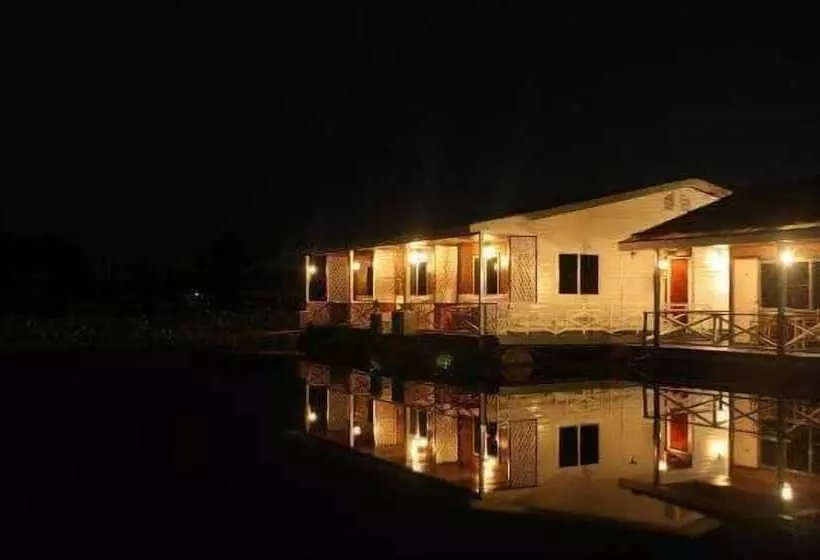 هتل Sugar Cane Guest House 1