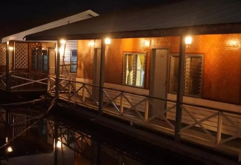 هتل Sugar Cane Guest House 1