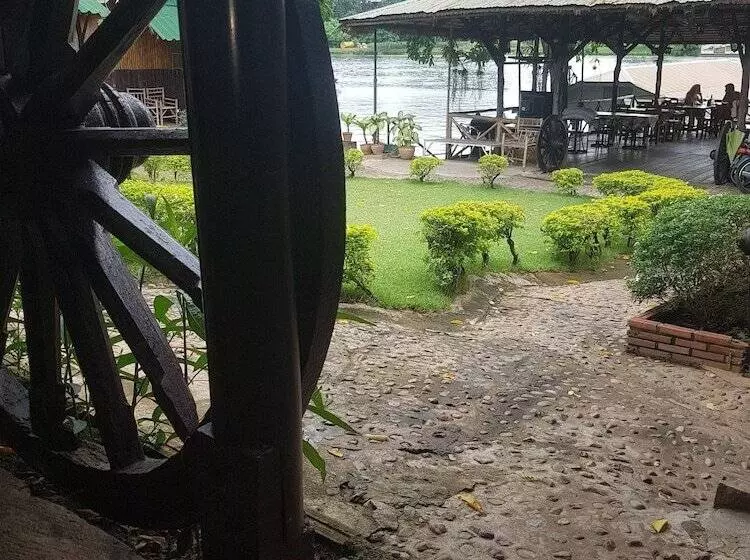 هتل Sugar Cane Guest House 1