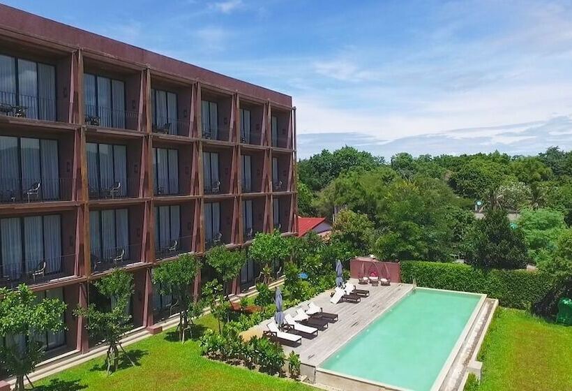 Hotel The Glory River Kwai