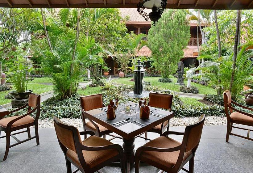 בית מלון כפרי Zen Rooms Jogja Cendrawasih