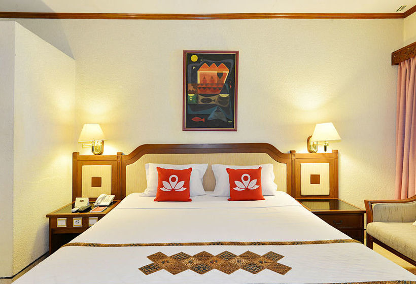 בית מלון כפרי Zen Rooms Jogja Cendrawasih