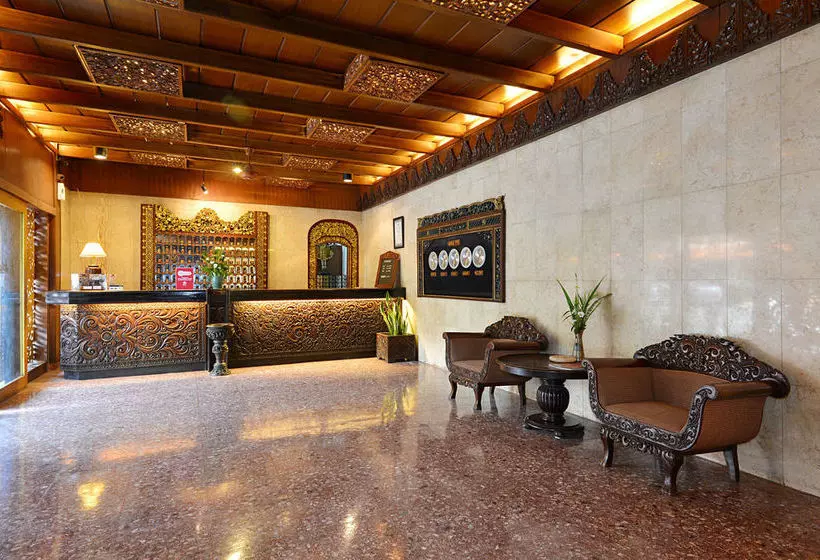 ホテル Zen Rooms Jogja Cendrawasih