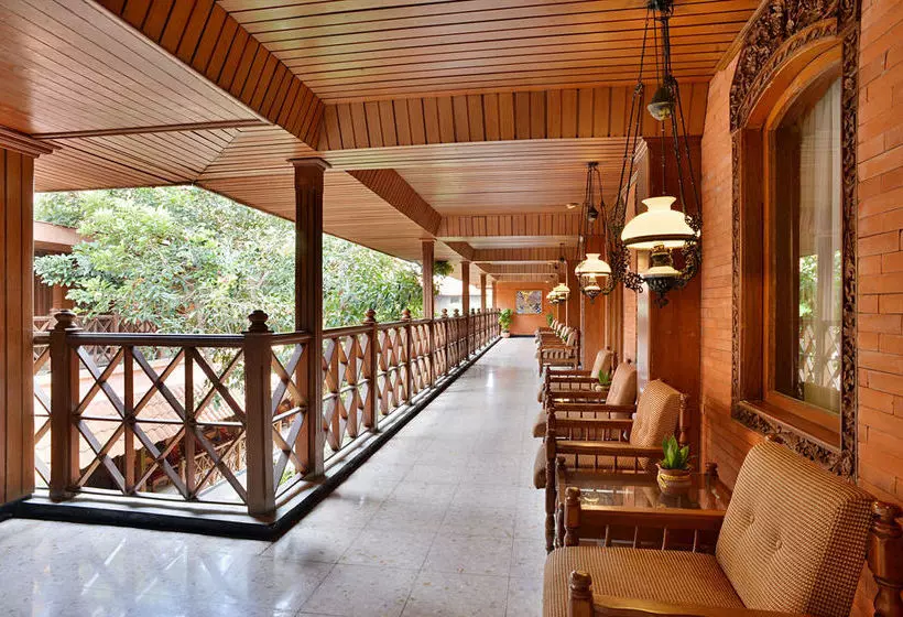 ホテル Zen Rooms Jogja Cendrawasih