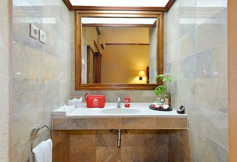 ホテル Zen Rooms Jogja Cendrawasih