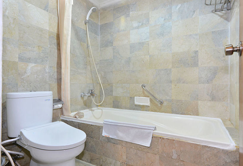 בית מלון כפרי Zen Rooms Jogja Cendrawasih