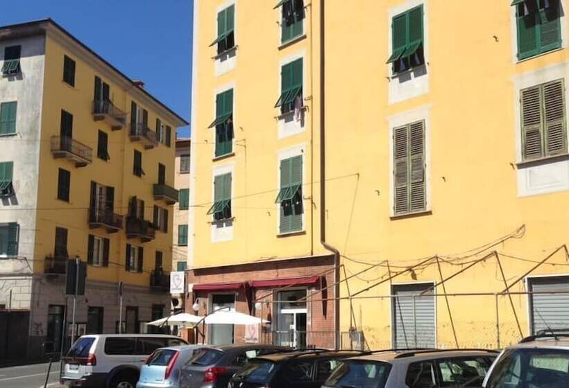 بنسيون Guest House Le Tre Spezie