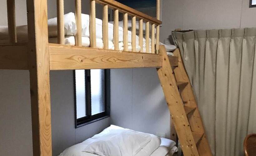 פנסיון Minshuku Inn Shirahama Uminoyado