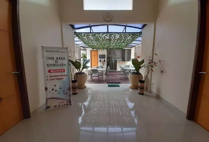 ペンション Natura Rumah Singgah Guest House