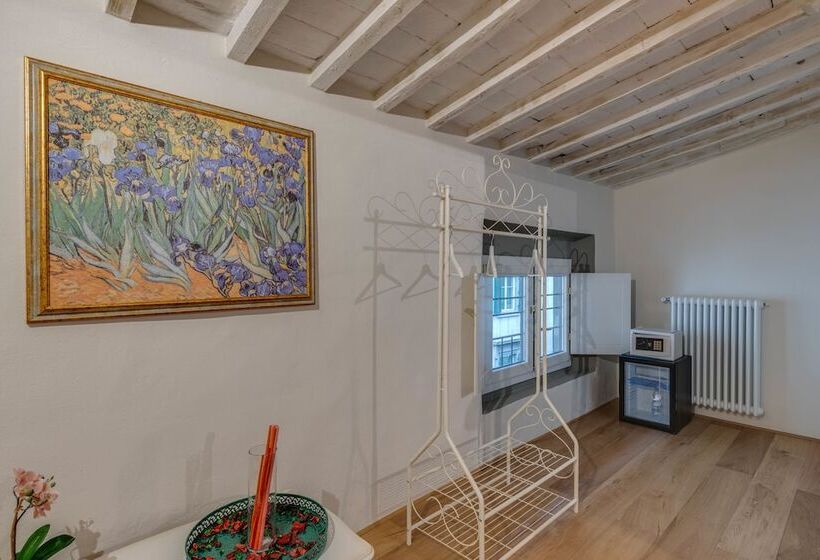 پانسیون Residenza D'epoca Historia Luxury Boutique