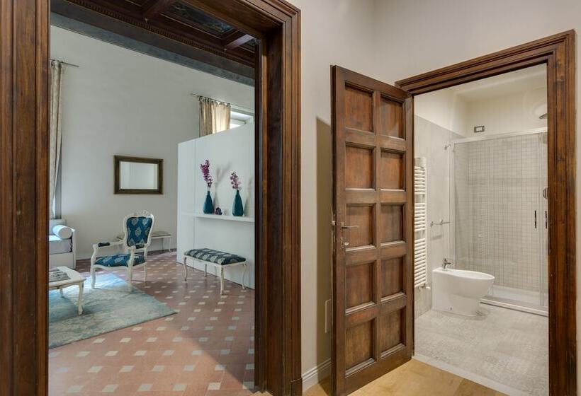 پانسیون Residenza D'epoca Historia Luxury Boutique