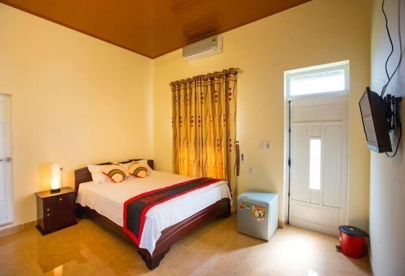 پانسیون Strawberry Garden Homestay