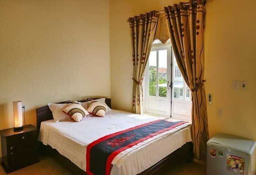 پانسیون Strawberry Garden Homestay