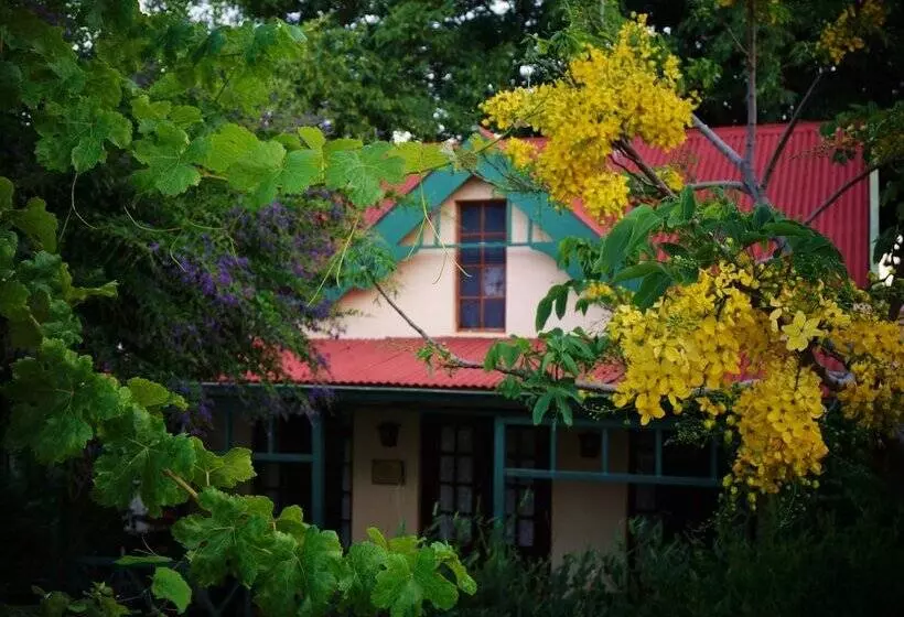 Petal Faire Cottage