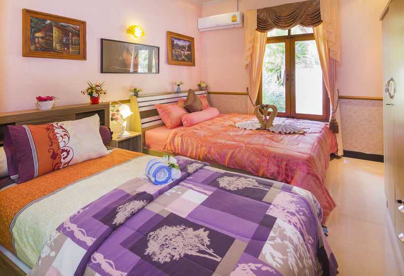 Relaxing Palm Pool Villa