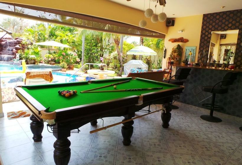 Relaxing Palm Pool Villa