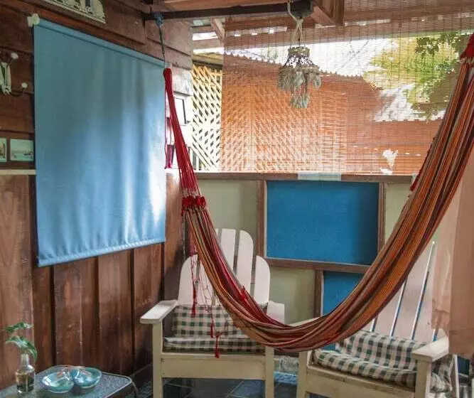 Walaba Eco Lodge Hostel