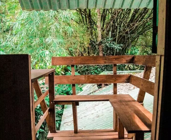 Walaba Eco Lodge Hostel