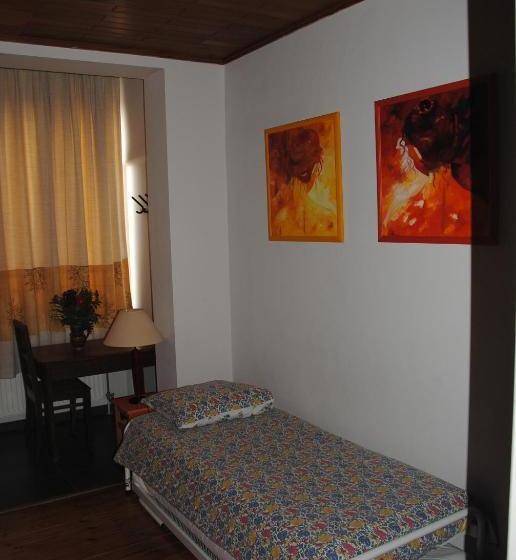 B&b Brussels Bed And Toast