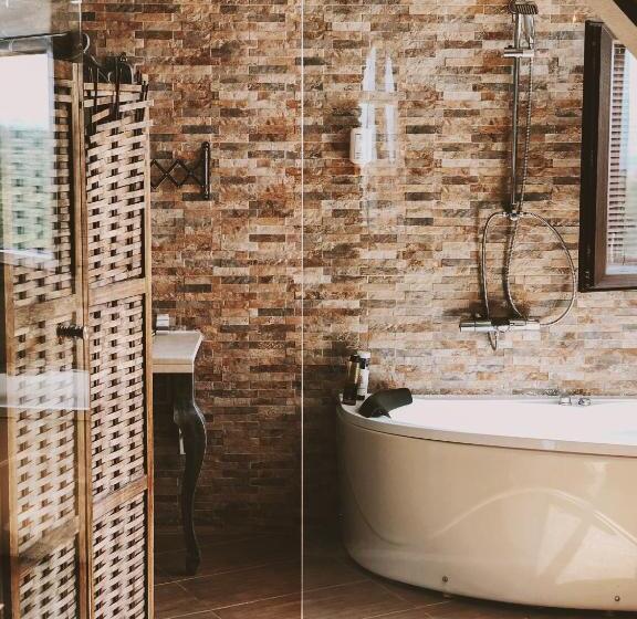 בית מלון כפרי Royal Valentina Castle