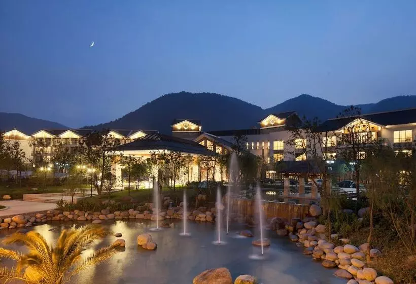 Hotelli Yangming Springs And Spa Resort