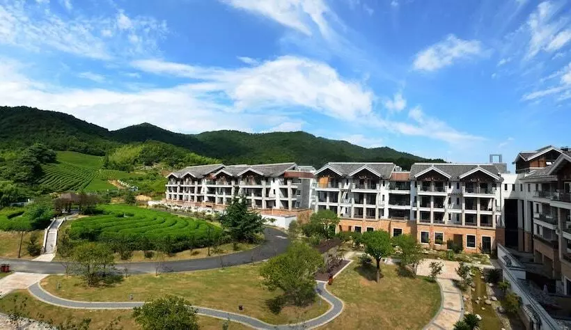 Hotelli Yangming Springs And Spa Resort
