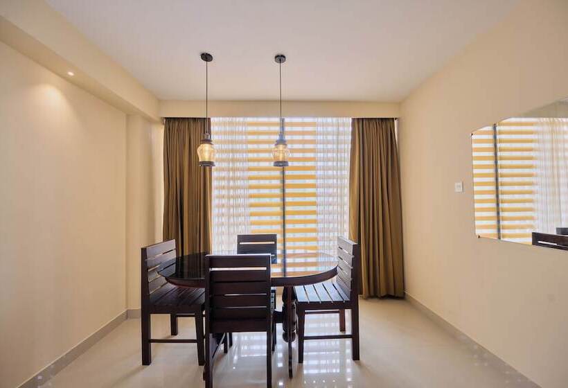 Hotel Thekkady Gavi Suites