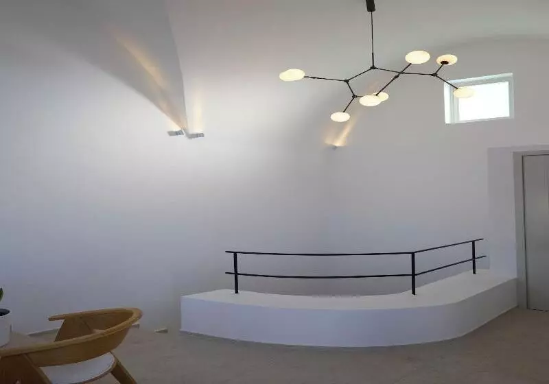 ホテル Omna Caldera Suites