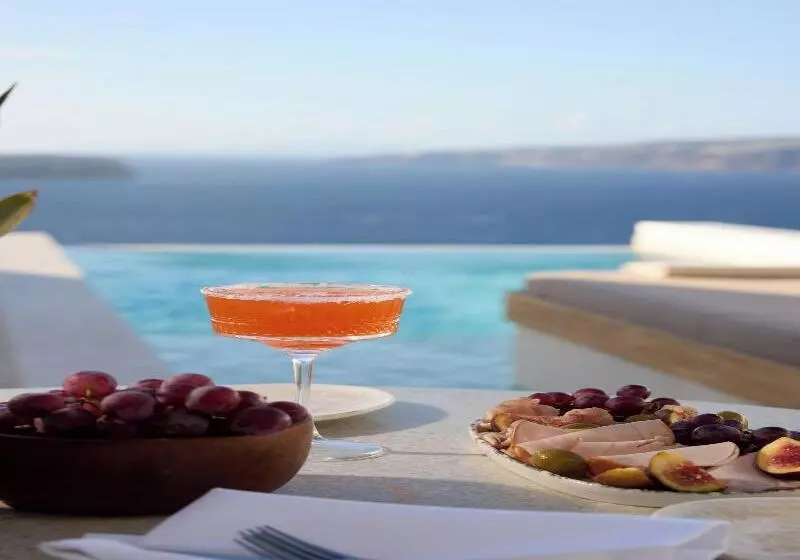 ホテル Omna Caldera Suites