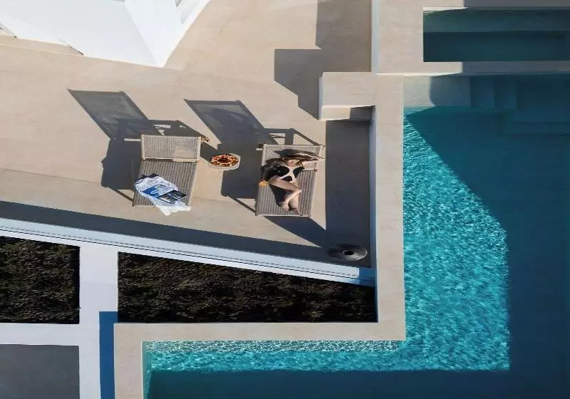 ホテル Omna Caldera Suites