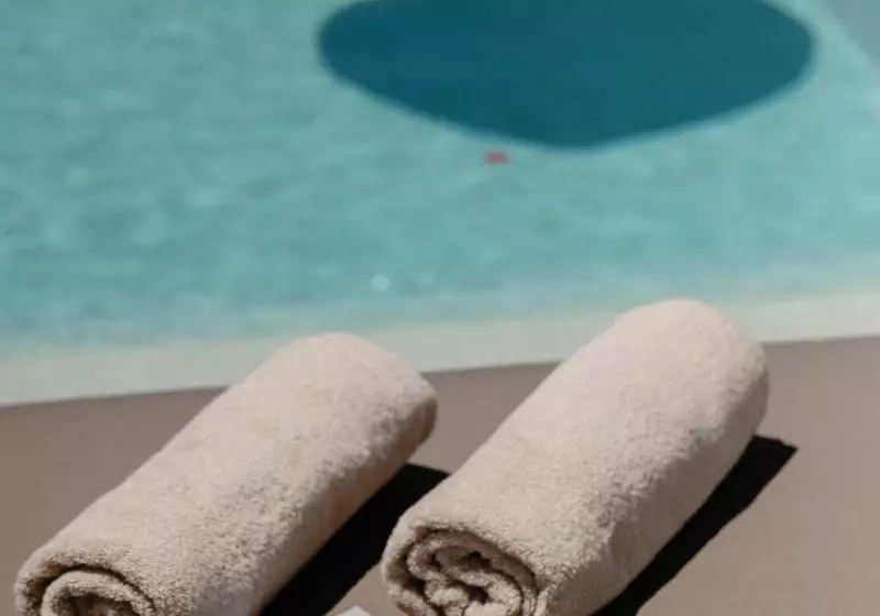 ホテル Omna Caldera Suites