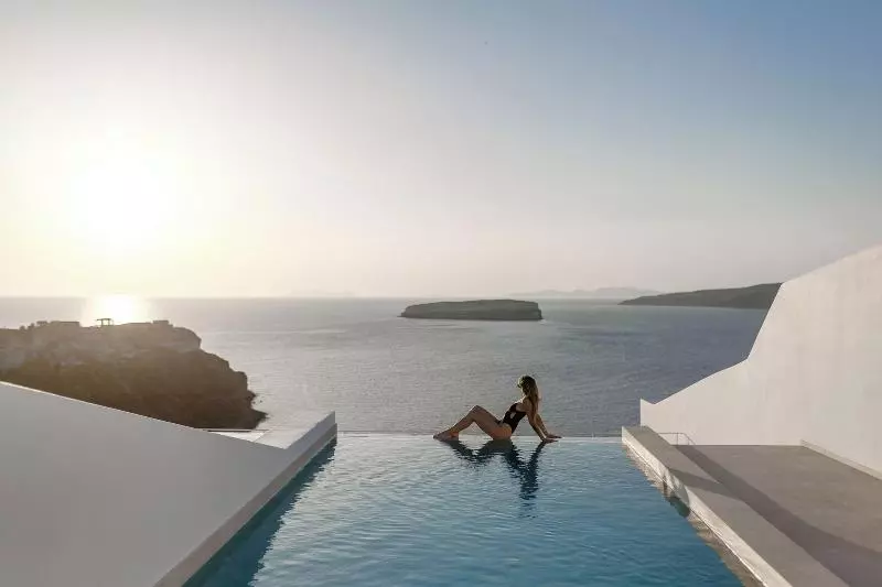 ホテル Omna Caldera Suites