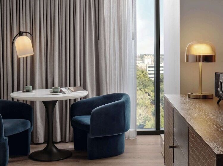 هتل Thompson Houston, By Hyatt