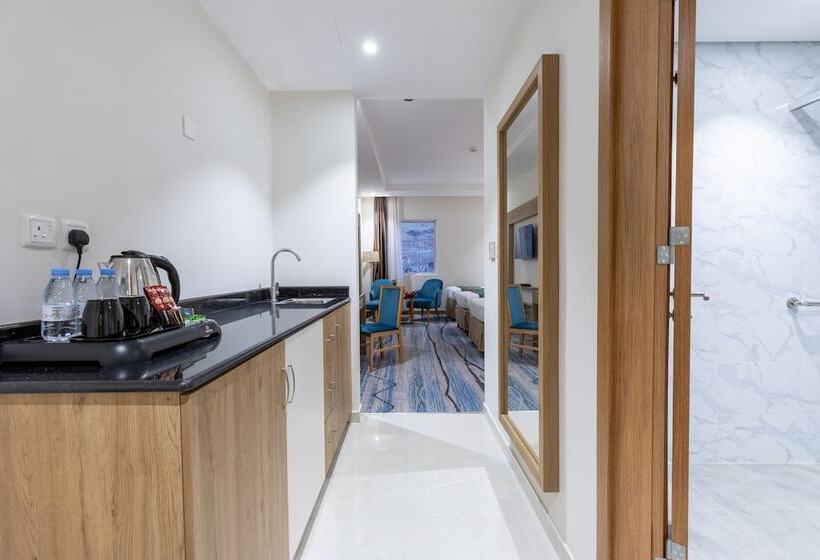 Time Ruba Hotel & Suites