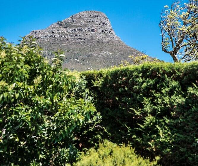 5 Camp Street Guesthouse & Self Catering