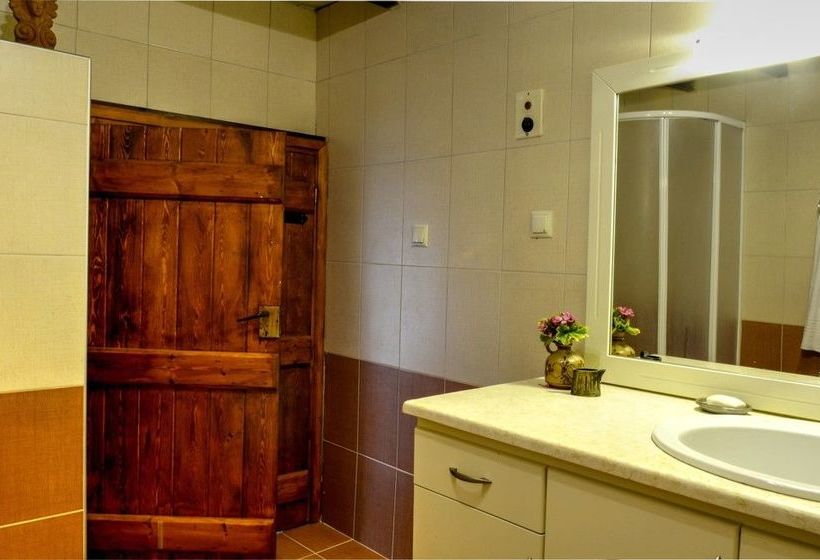 Anna Malai Traditional Cretan Villa