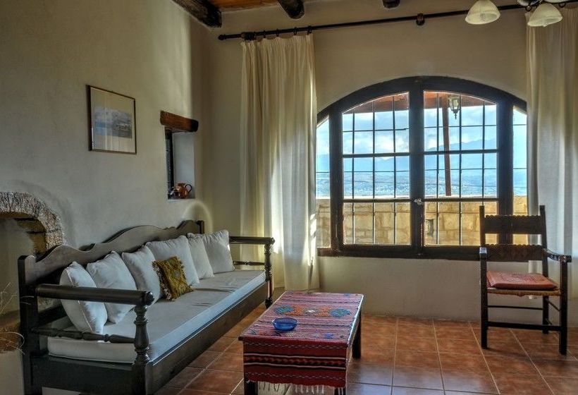 Anna Malai Traditional Cretan Villa