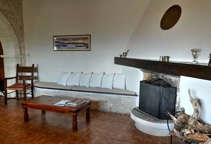 Anna Malai Traditional Cretan Villa