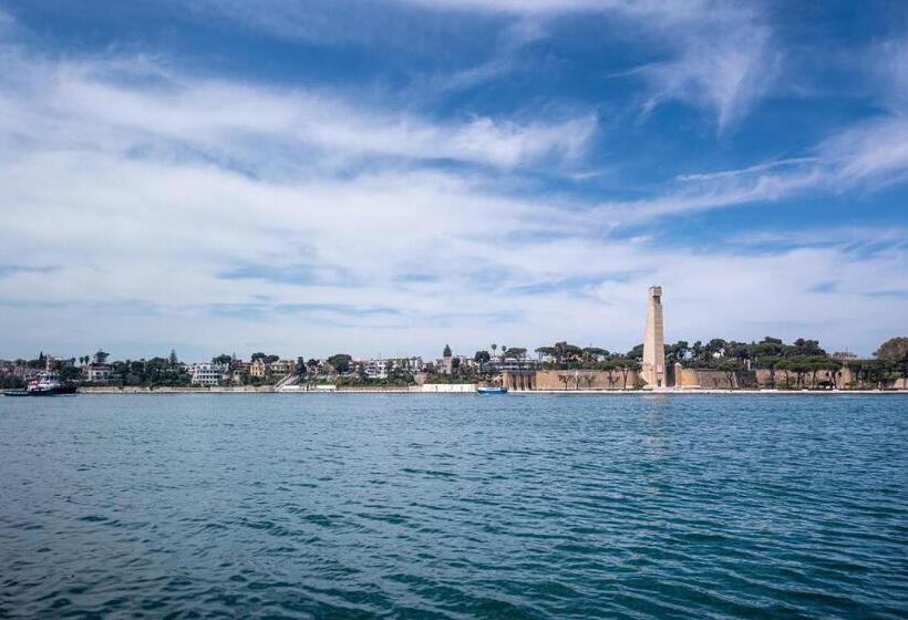 تختخواب و صبحانه Maria Vittoria Charming Rooms And Apartments