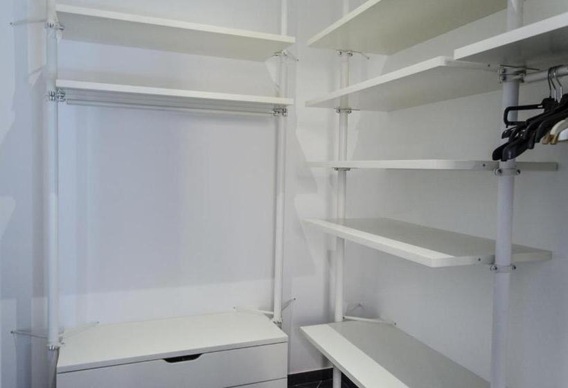 تختخواب و صبحانه Maria Vittoria Charming Rooms And Apartments