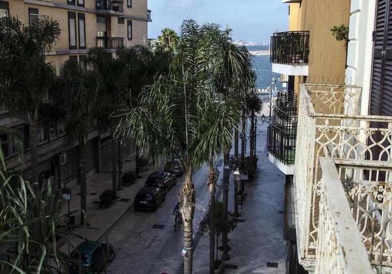 تختخواب و صبحانه Maria Vittoria Charming Rooms And Apartments