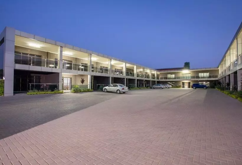 Fallsway Suites