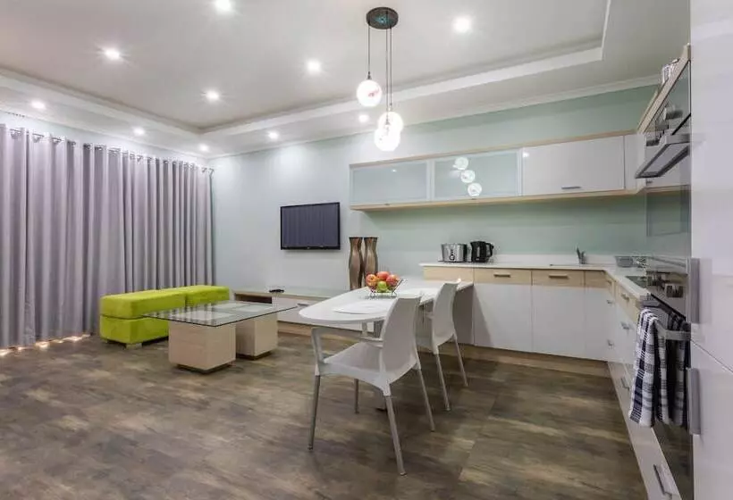 Fallsway Suites