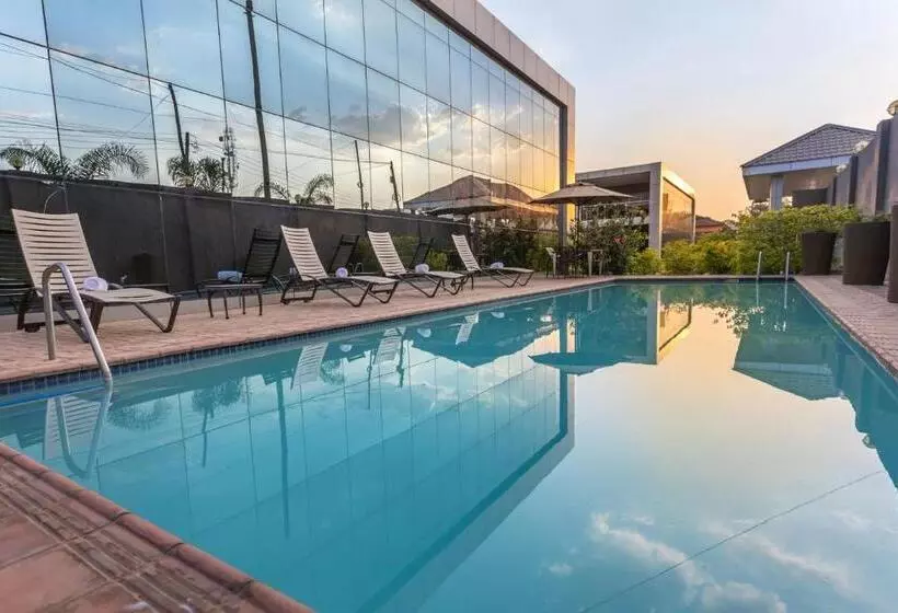 Fallsway Suites