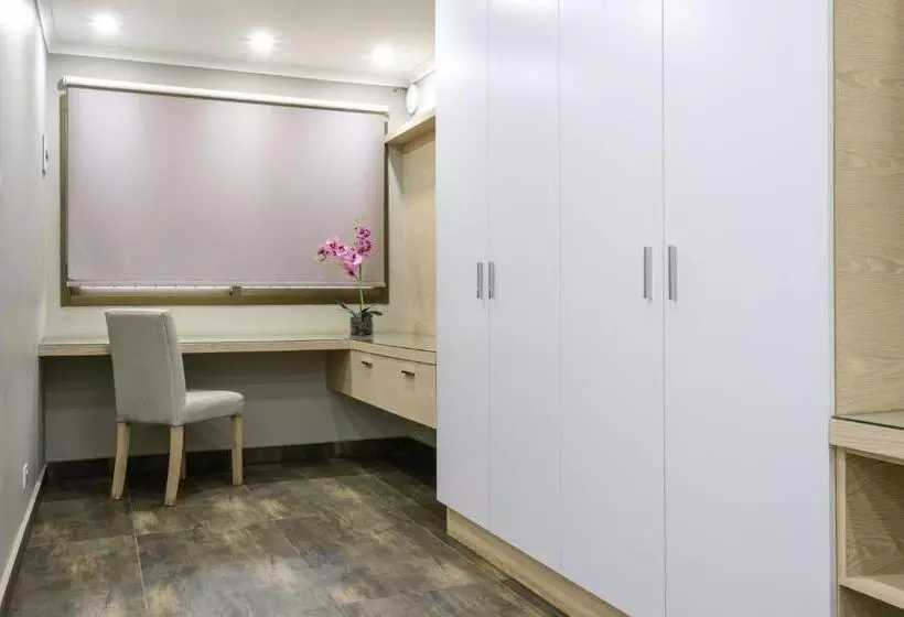 Fallsway Suites